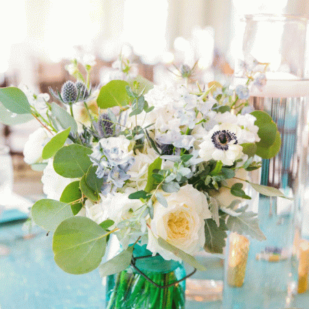 wedding-reception-floral-bouquet