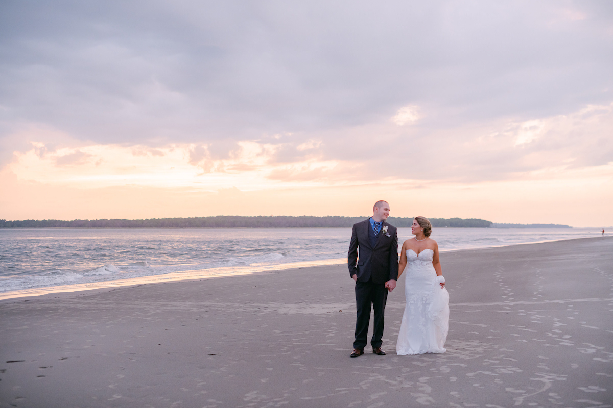 couple-wedding-seabrook-beach